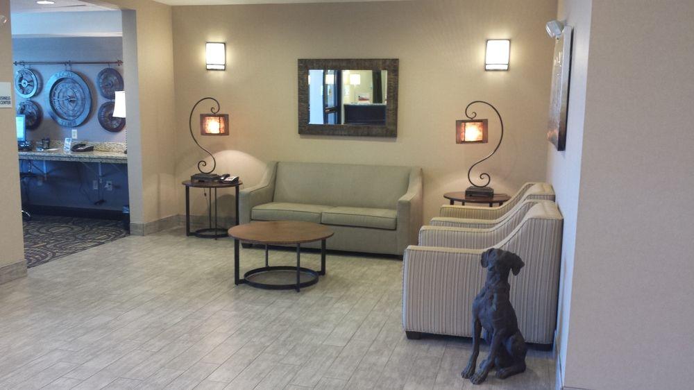 Holiday Inn Express & Suites Emporia Northwest By Ihg Exteriér fotografie