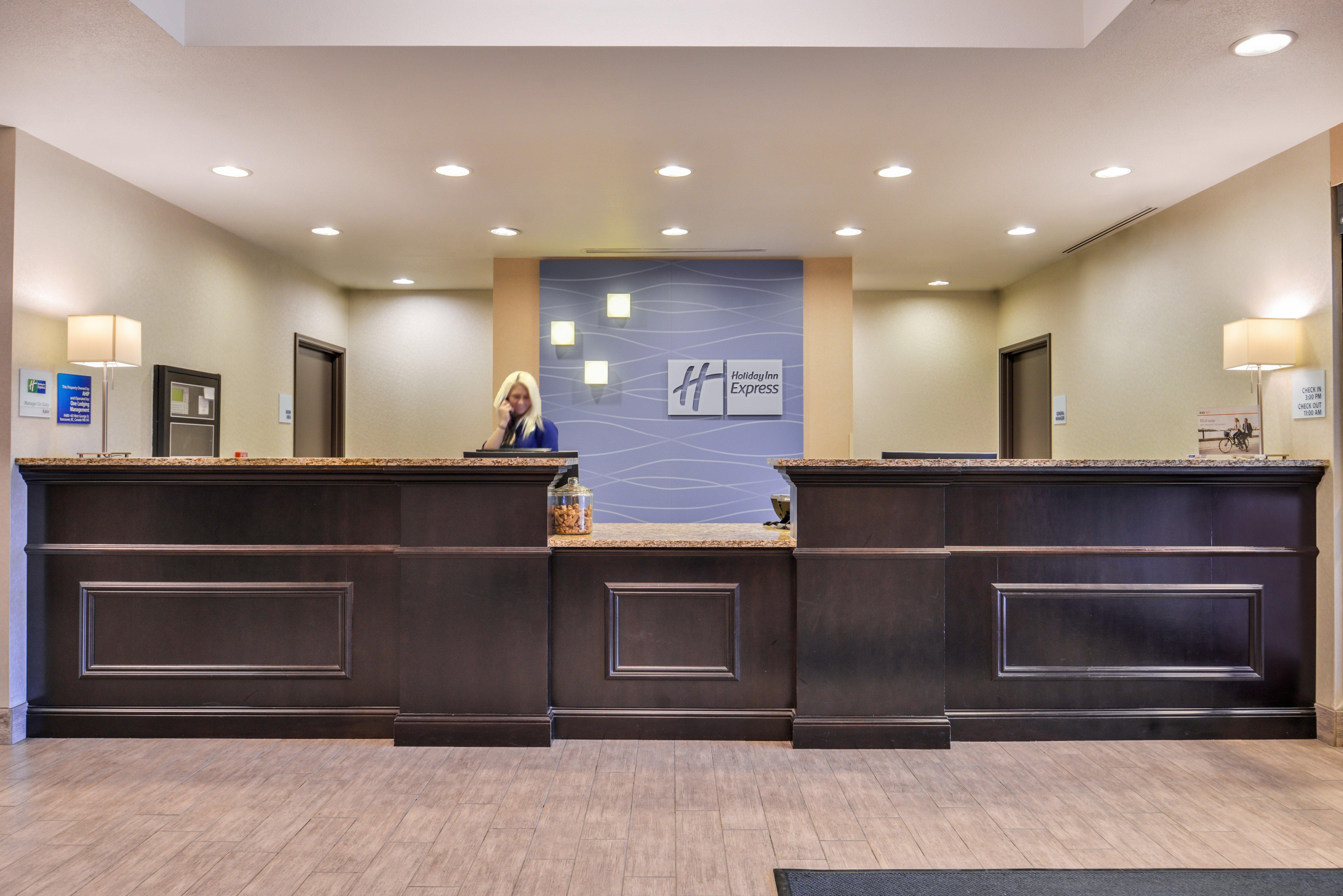 Holiday Inn Express & Suites Emporia Northwest By Ihg Exteriér fotografie